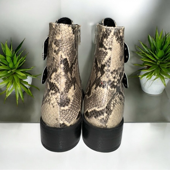 Steve Madden Steven New York Harmon Triple Buckle Zipper Booties Snake Size 7 - Picture 9 of 13